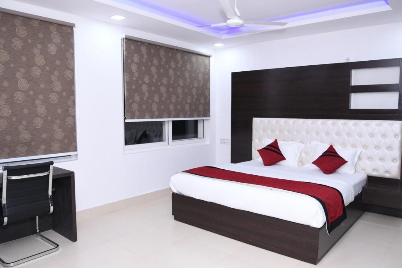 Tiger Den Club & Resort Palia Kalan Екстериор снимка